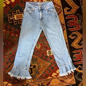 Stradivarius Med Wash Crop Bell Flare Distressed Hem Jeans Women’s Size 0